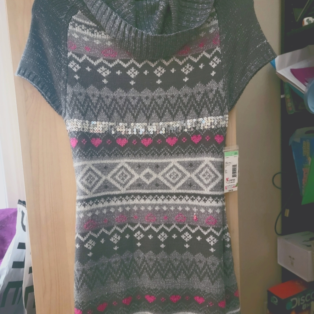 Cowl neck short-sleeve sweater